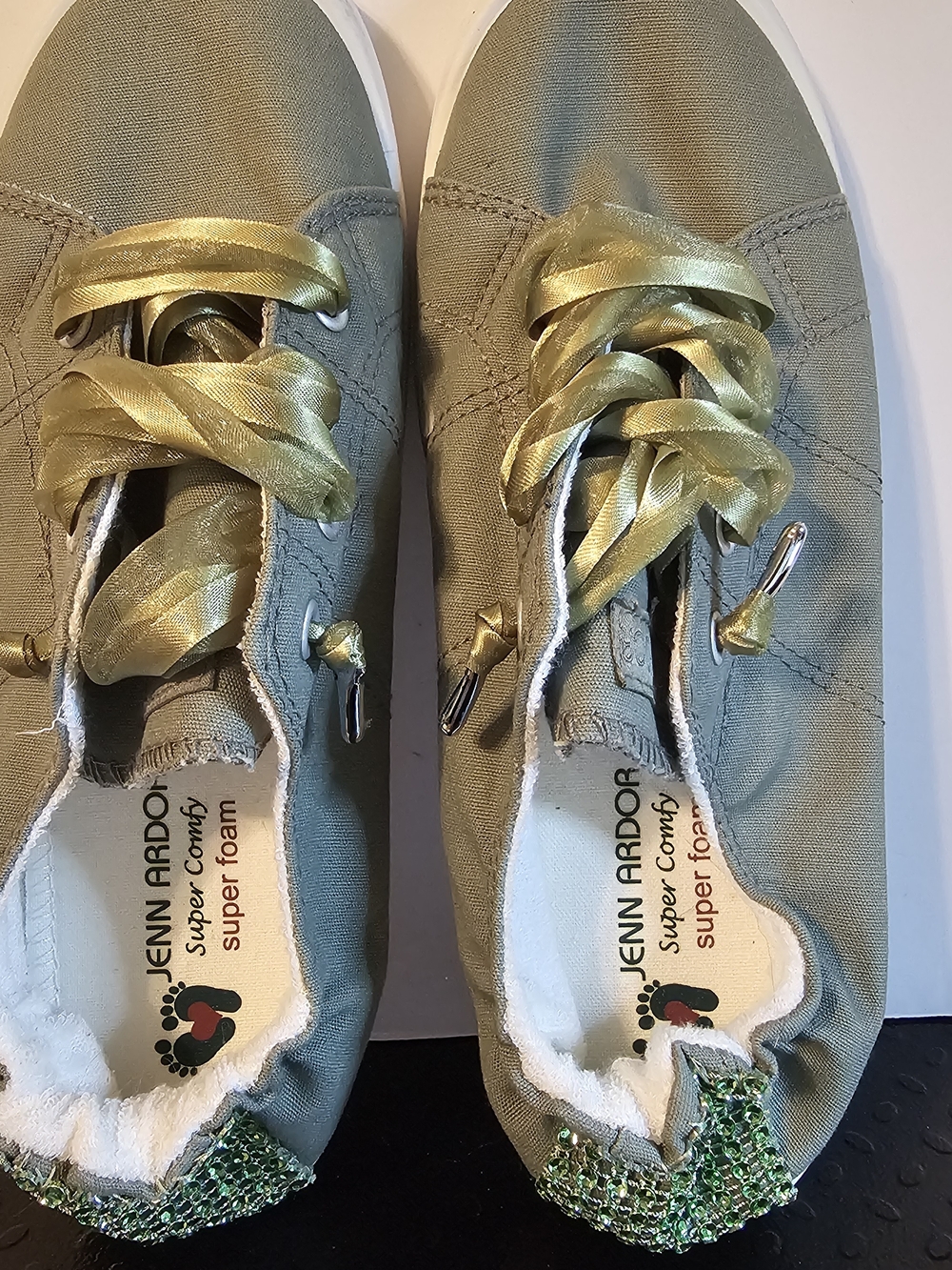 Jenn Ardor Kids Olive Green Canvas Lace-Up Shoes with Glittery Ribbon Lace/heels